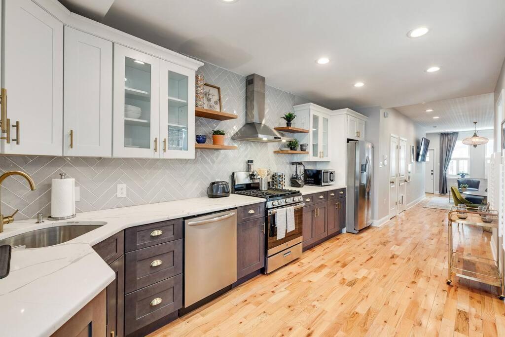 Trendy Fairmount Gem-5 Star Location, Roof Deck, Parking, Gr8 For Families Apartman Philadelphia Kültér fotó