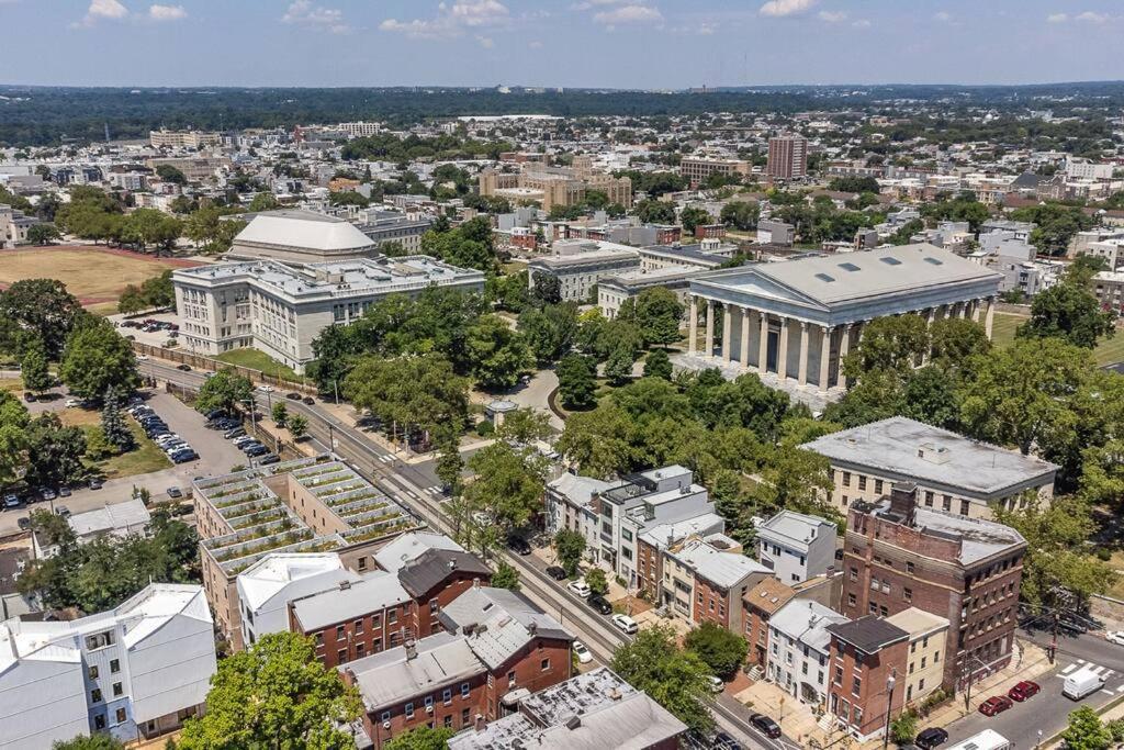 Trendy Fairmount Gem-5 Star Location, Roof Deck, Parking, Gr8 For Families Apartman Philadelphia Kültér fotó
